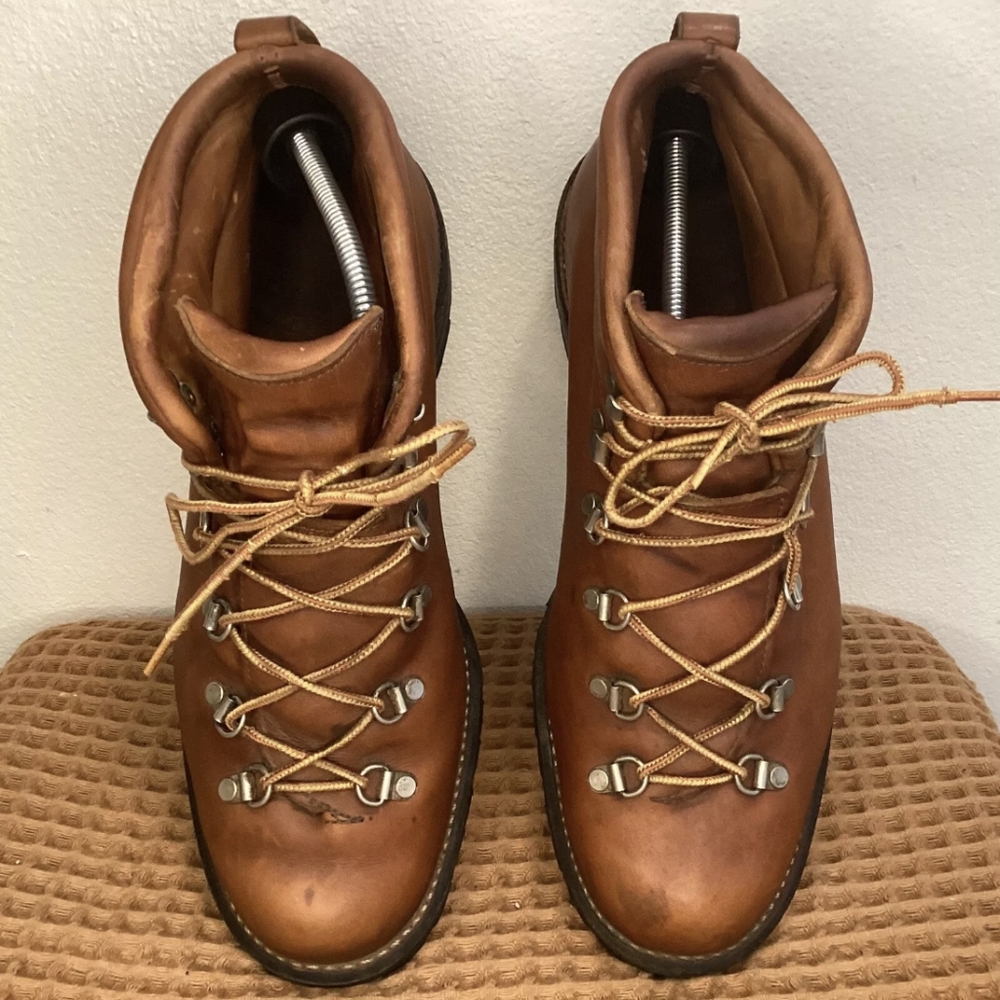 VTG Danner Mountain Light Leather Hiking Boots Mens Sz 11.5 EE WIDE Brown VIBRAM